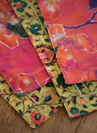 Chintz/Bougainvillea Plmts, Set 4