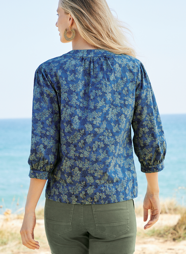 Rosebud Top