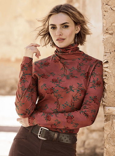 Magnolia Branch T-Neck