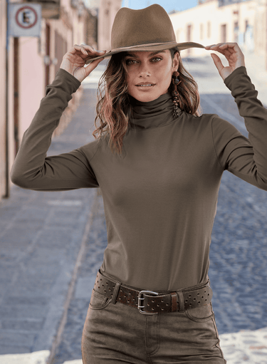 Extreme T-Neck