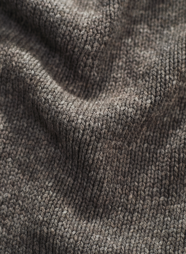 Nachtschatten-Pullover mit V-Ausschnitt