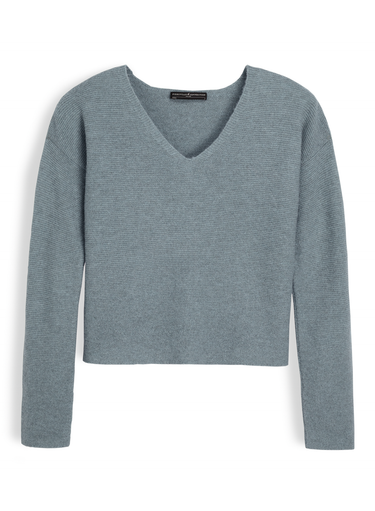Luxe Links V-Neck