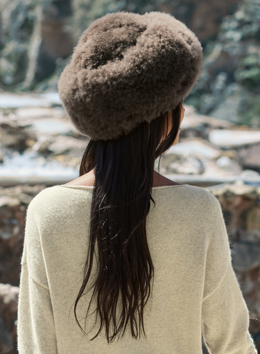 Vallnord Fur Hat