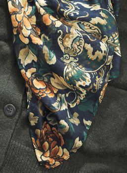 Manchu Garden Scarf