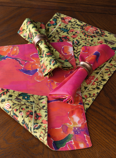 Chintz/Bougainvillea Plmts, Set 4