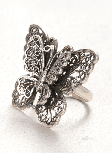 Borboleta Filigree Ring